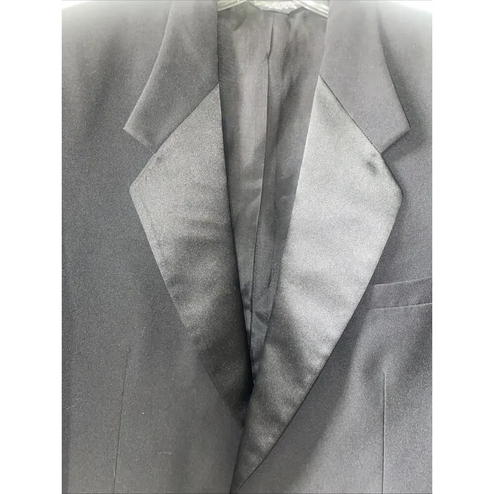 N/A formal wear